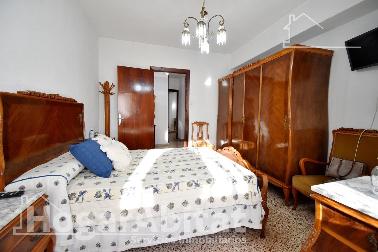 3 bedroom Flat for sale in Oliva - € 145,000 (Ref: 9619324)