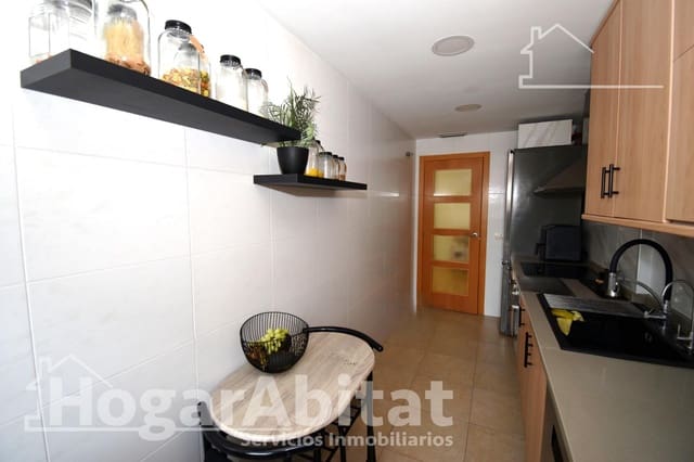 3 bedroom Flat for sale in Burriana / Borriana - € 135,000 (Ref: 9619325)