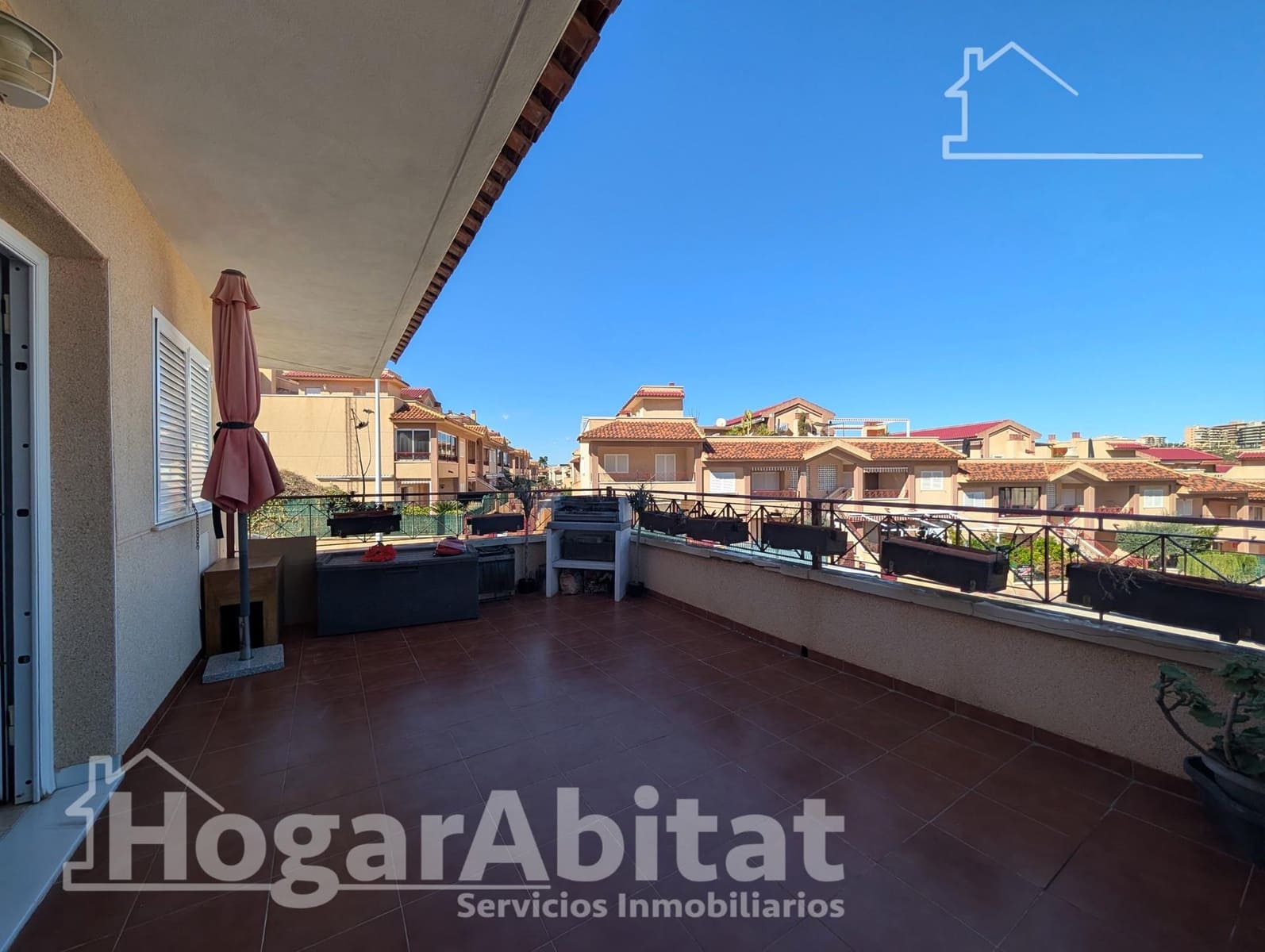 Piso de 2 habitaciones en Gran Alacant en venta con piscina garaje - 280.000 € (Ref: 9619326)