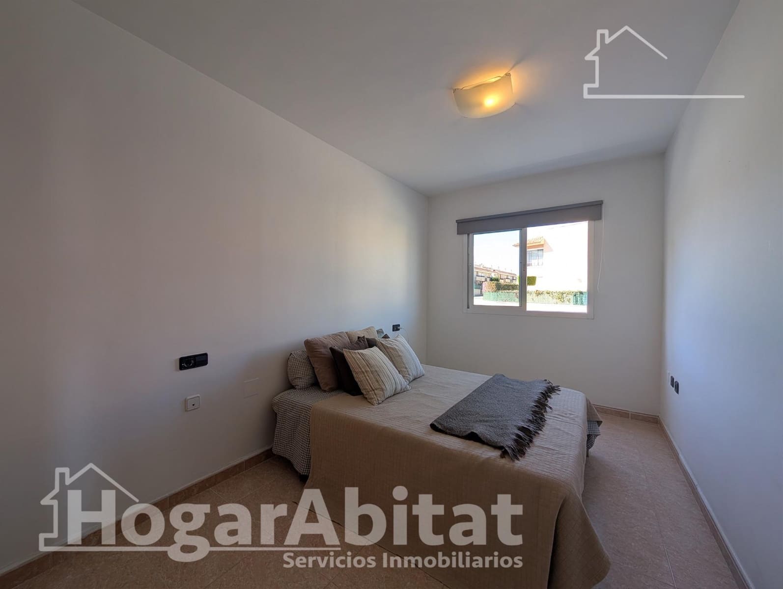 Piso de 2 habitaciones en Gran Alacant en venta con piscina garaje - 280.000 € (Ref: 9619326)