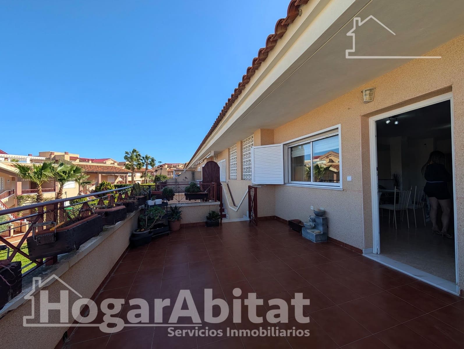 Piso de 2 habitaciones en Gran Alacant en venta con piscina garaje - 280.000 € (Ref: 9619326)