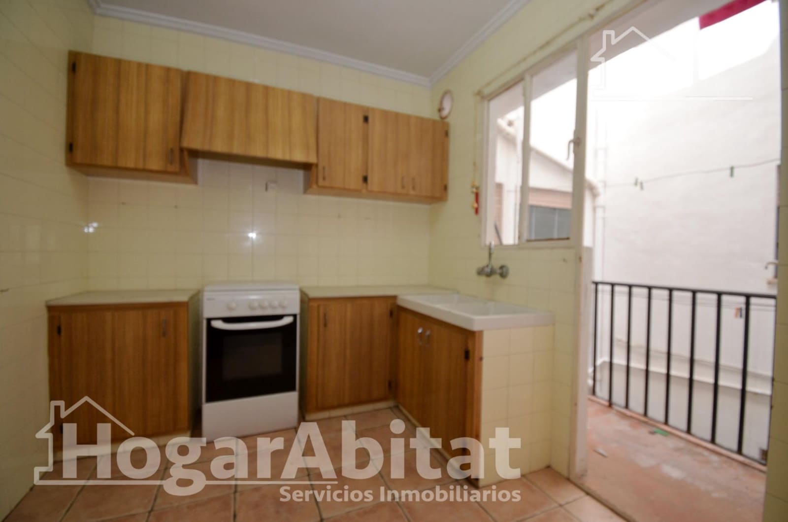 4 makuuhuone Asunto myytävänä paikassa Pego - 89 900 € (Ref: 9619329)