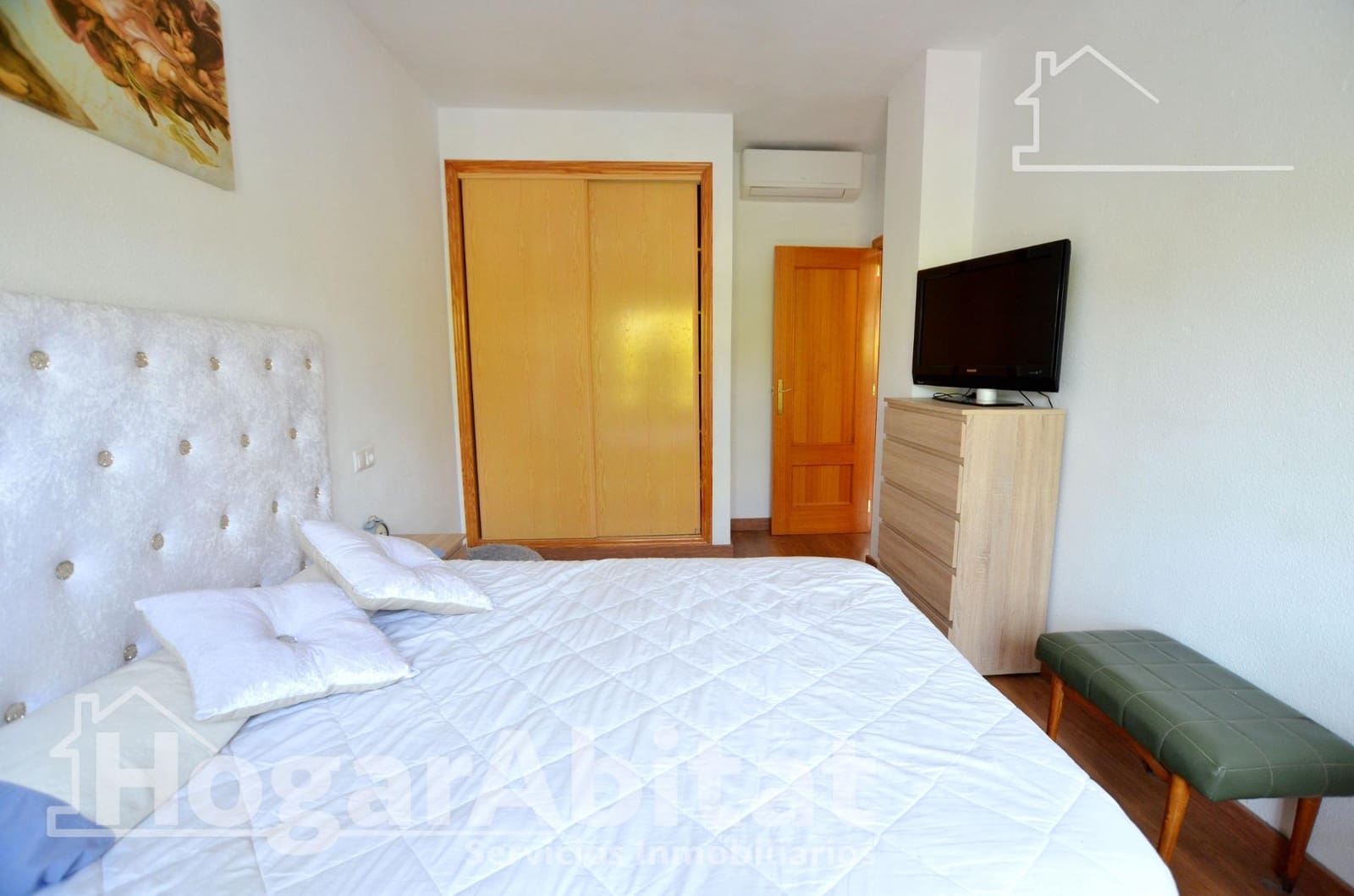 2 bedroom Flat for sale in Alicante / Alacant city with garage - € 219,900 (Ref: 9619330)