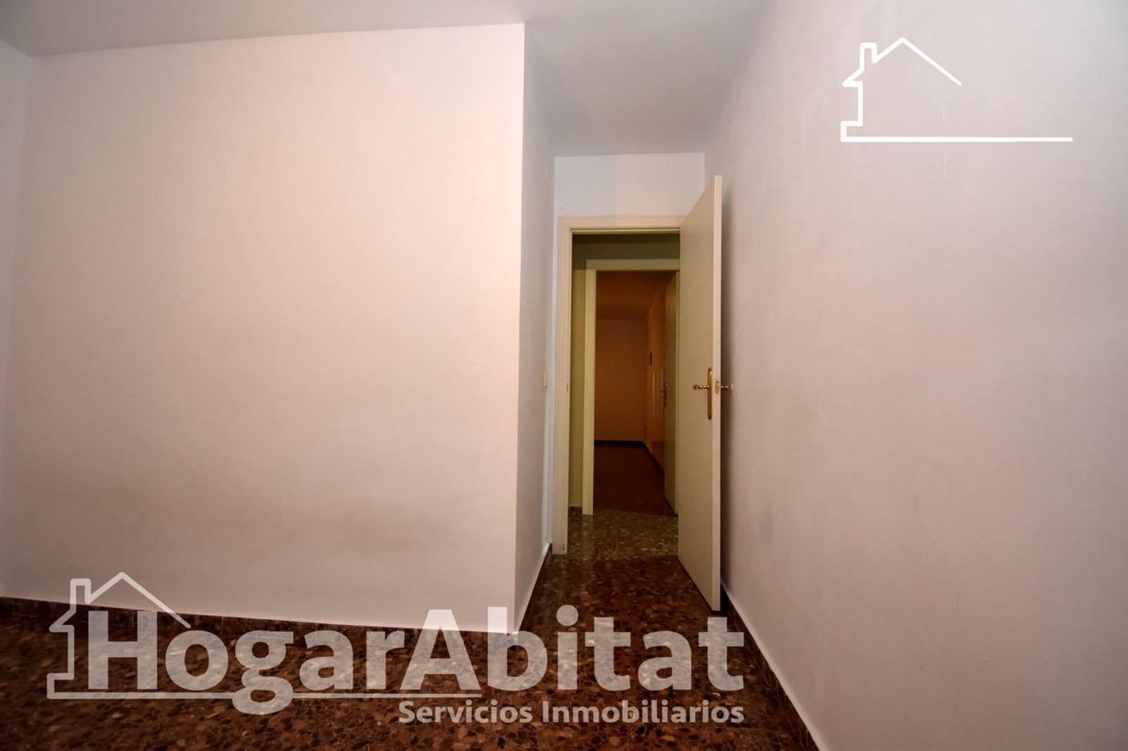 3 bedroom Flat for sale in Almassora / Almazora with garage - € 142,900 (Ref: 9619333)
