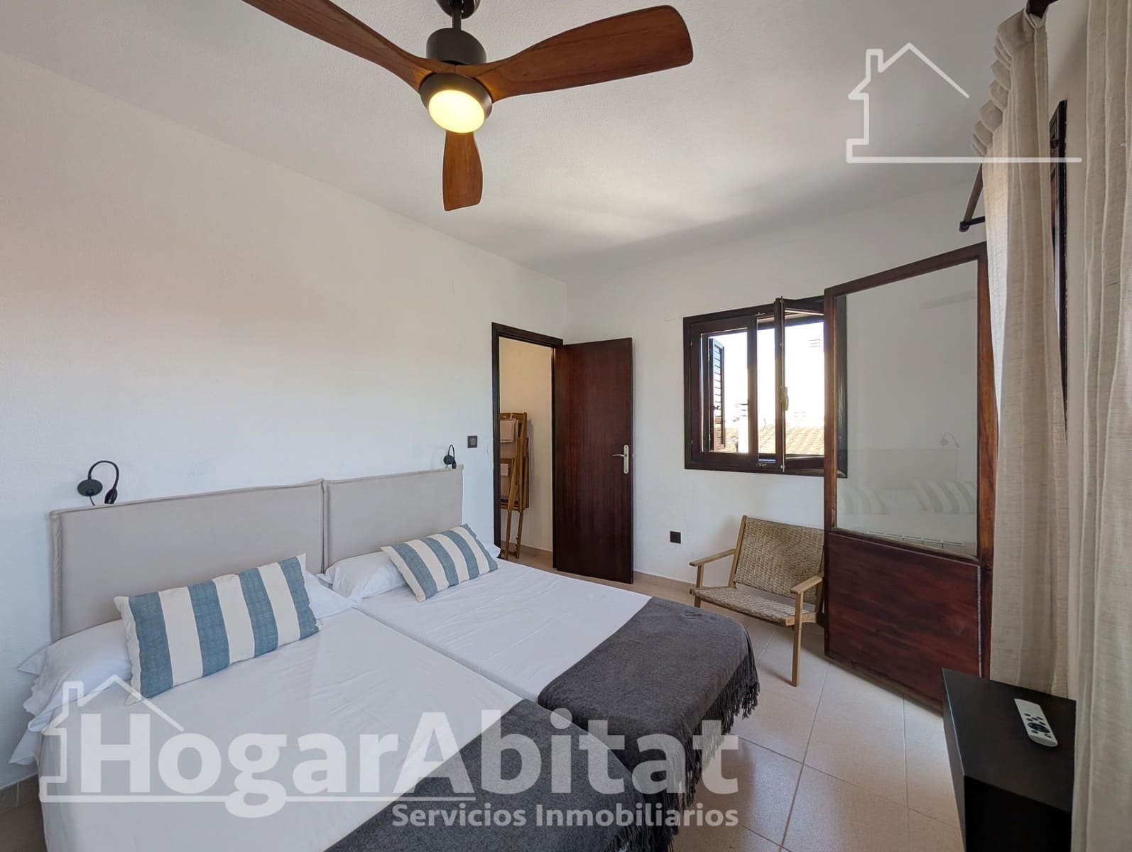 4 bedroom Terraced Villa for sale in Santa Pola with garage - € 334,900 (Ref: 9619339)