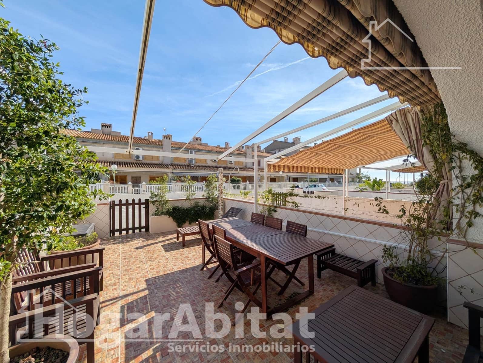 4 bedroom Terraced Villa for sale in Santa Pola with garage - € 334,900 (Ref: 9619339)