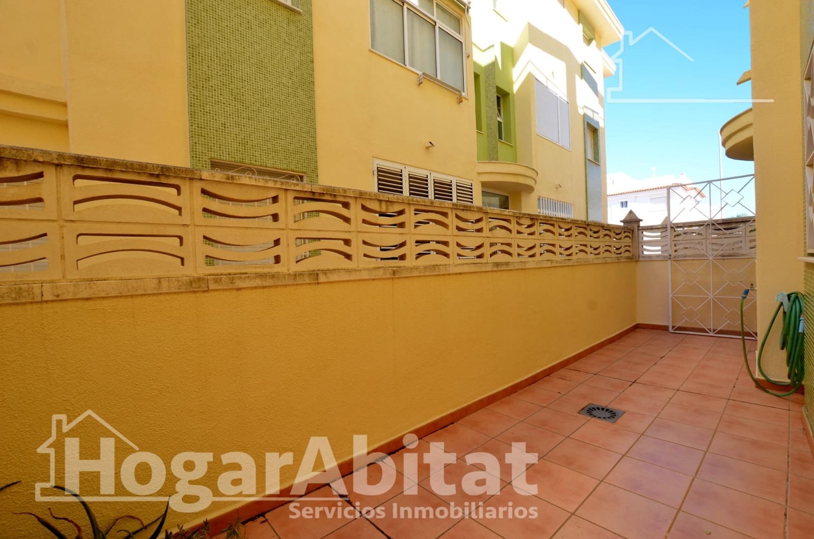 3 bedroom Flat for sale in Xeraco with pool - € 243,000 (Ref: 9625731)