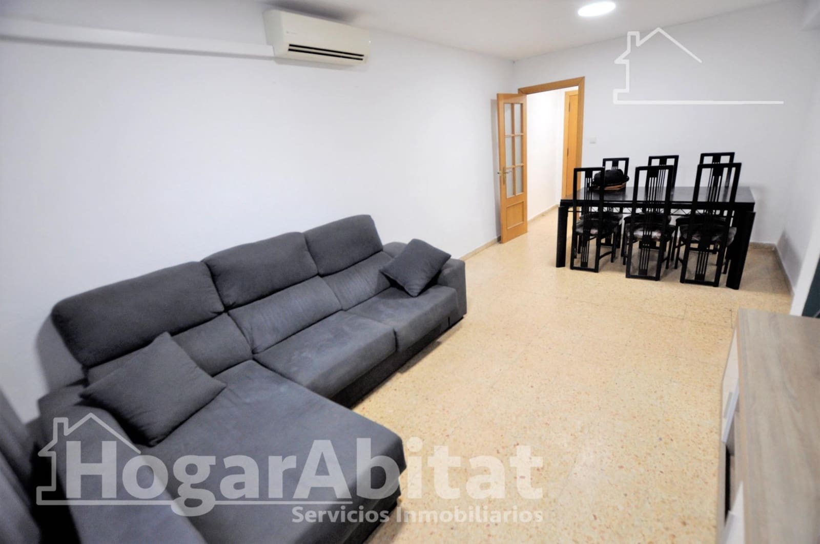 3 bedroom Flat for sale in Valencia city - € 249,000 (Ref: 9625732)
