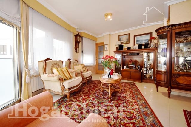 5 slaapkamer Flat te koop in Centro, Castelló de la Plana met garage - € 450.000 (Ref: 9625734)