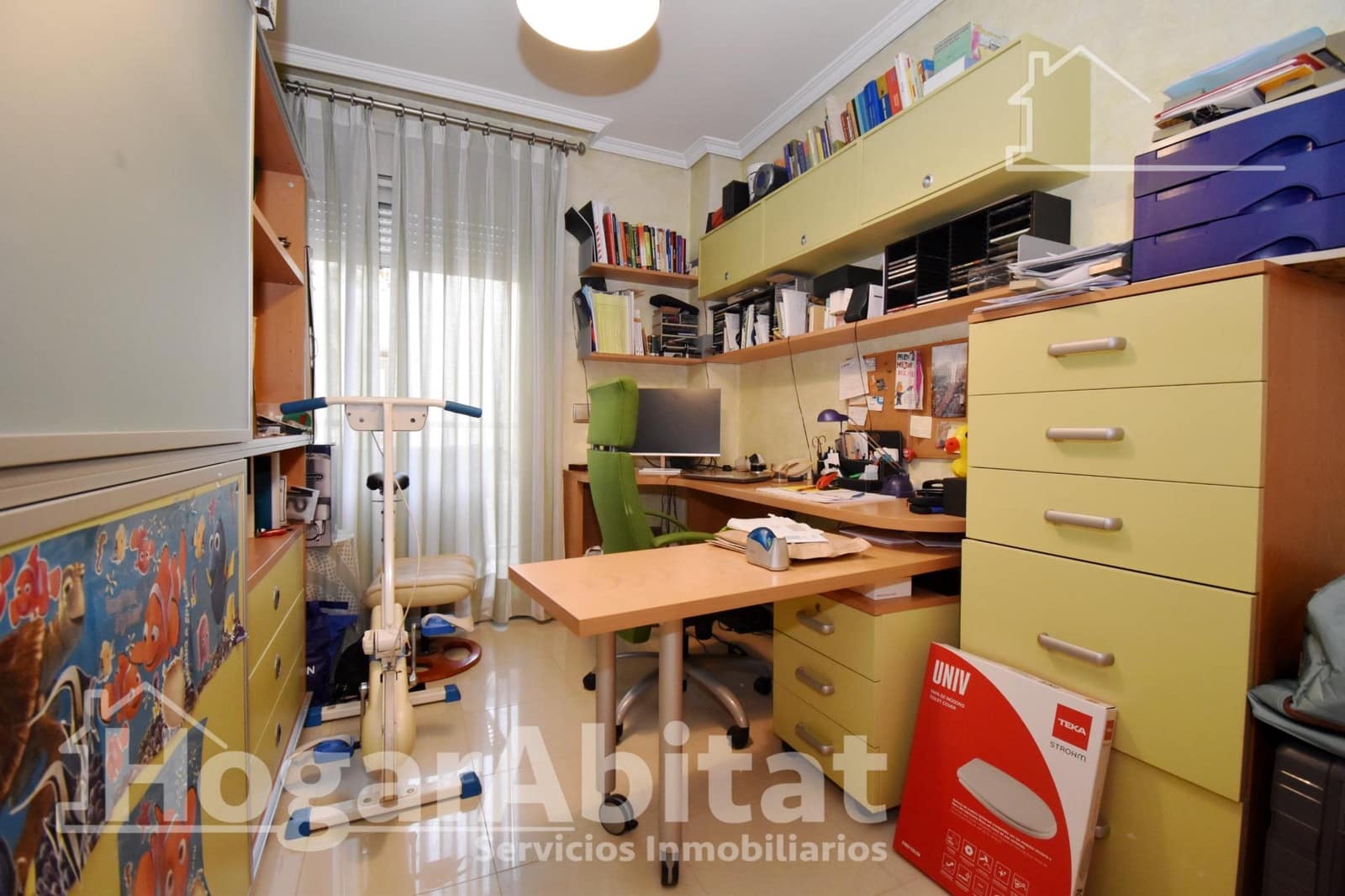 5 slaapkamer Flat te koop in Castello de la Plana met garage - € 450.000 (Ref: 9625734)