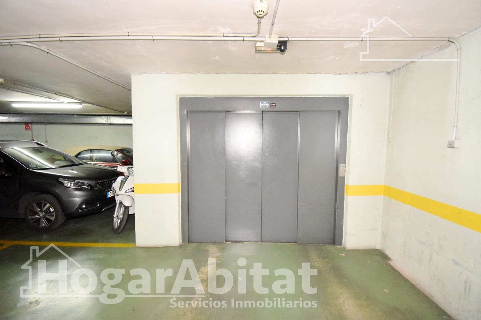 5 slaapkamer Flat te koop in Castello de la Plana met garage - € 450.000 (Ref: 9625734)