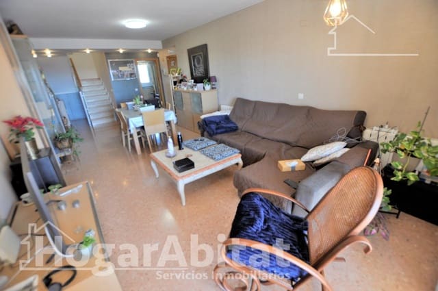 4 bedroom Penthouse for sale in Náquera with pool garage - € 280,000 (Ref: 9625739)