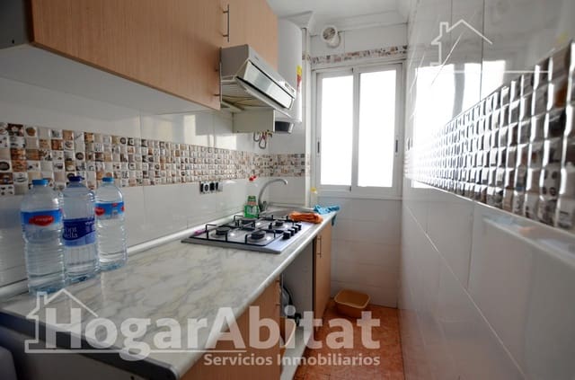Piso de 3 habitaciones en Alicante / Alacant ciudad en venta - 129.000 € (Ref: 9625741)