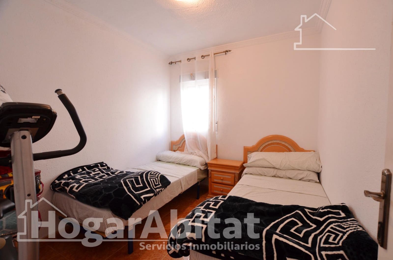 Piso de 3 habitaciones en Alicante / Alacant ciudad en venta - 129.000 € (Ref: 9625741)