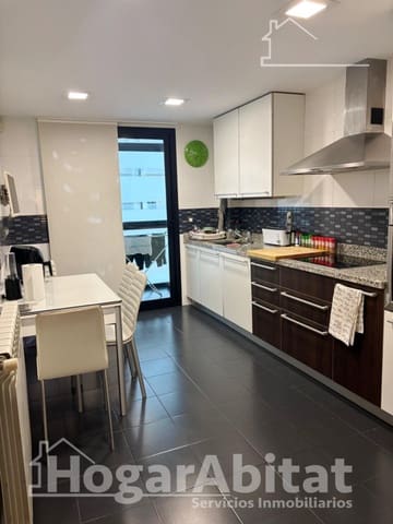 3 slaapkamer Flat te koop in Castelló de la Plana met garage - € 340.000 (Ref: 9625742)