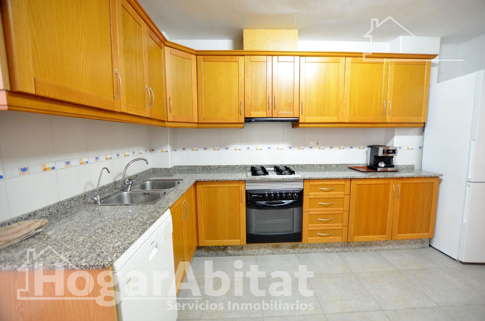 2 sovrum Lägenhet till salu i Alicante stad med garage - 219 900 € (Ref: 9625748)