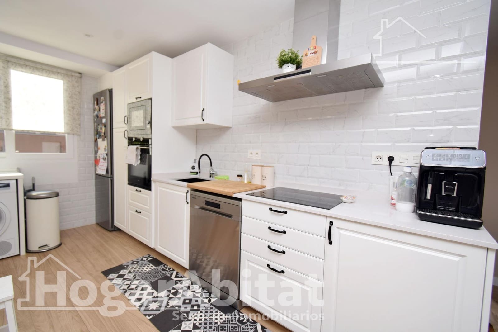 3 bedroom Flat for sale in Quart de Poblet with garage - € 359,000 (Ref: 9625752)