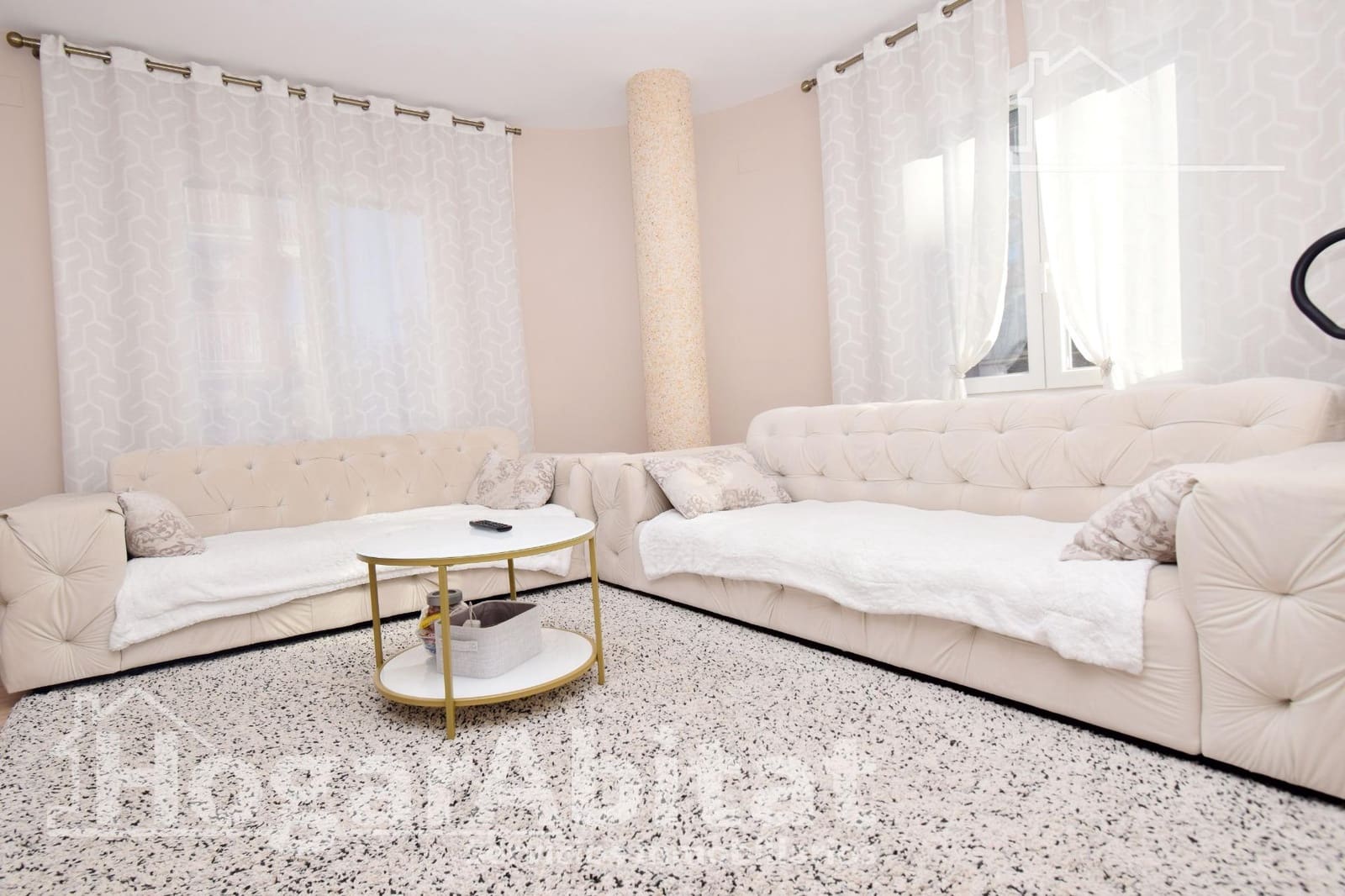 3 bedroom Flat for sale in Quart de Poblet with garage - € 359,000 (Ref: 9625752)