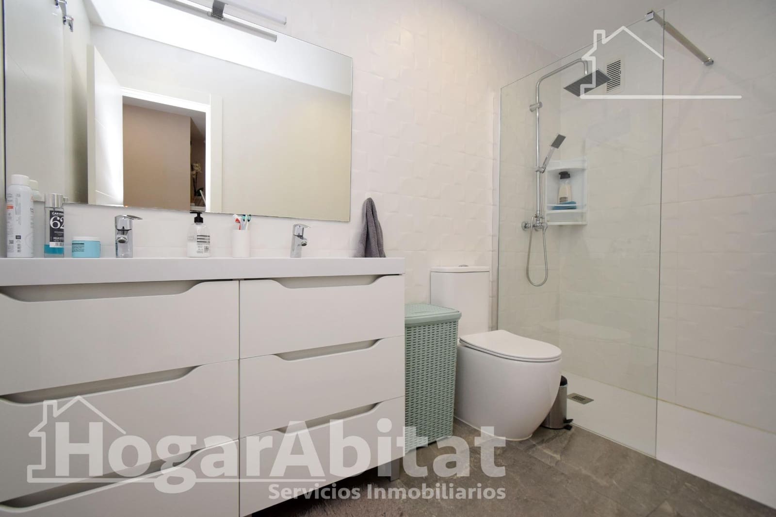 3 bedroom Flat for sale in Quart de Poblet with garage - € 359,000 (Ref: 9625752)