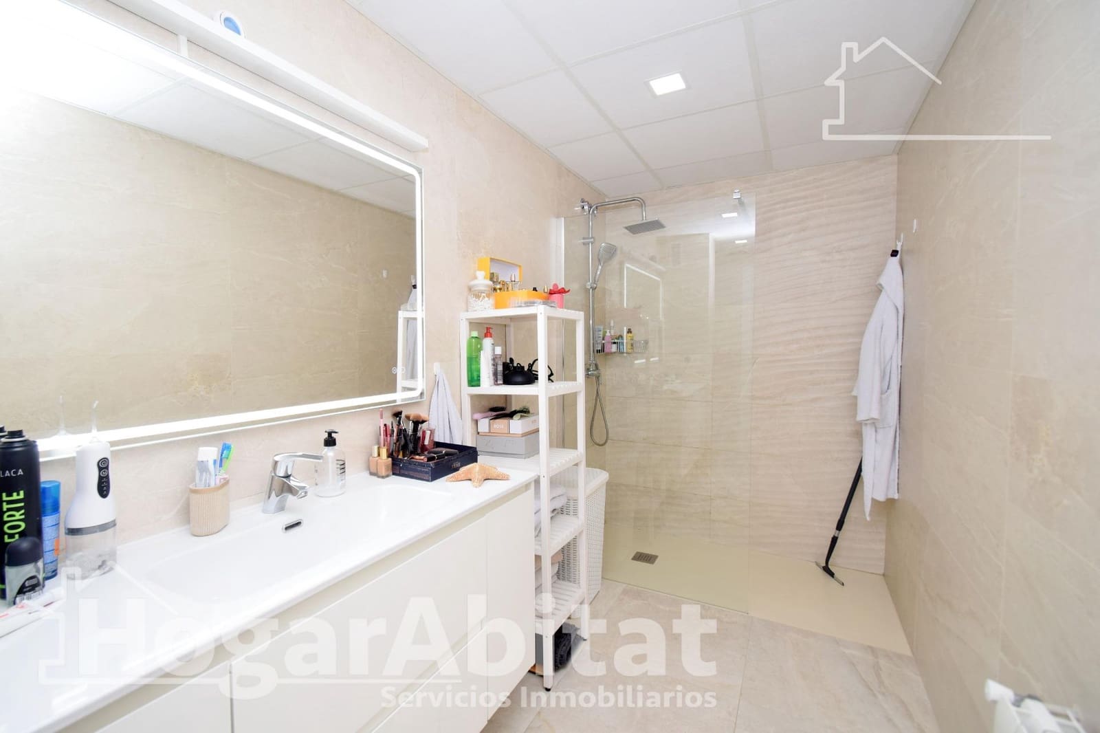 3 bedroom Flat for sale in Quart de Poblet with garage - € 359,000 (Ref: 9625752)