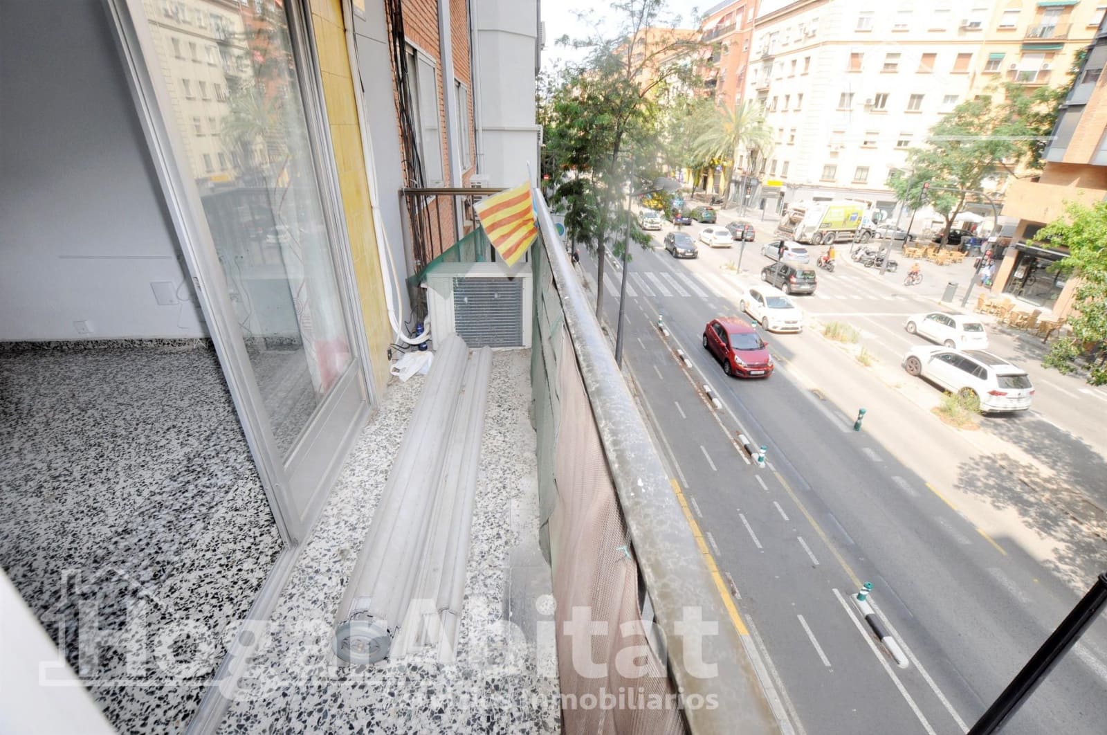 4 bedroom Flat for sale in Valencia city - € 375,000 (Ref: 9625753)