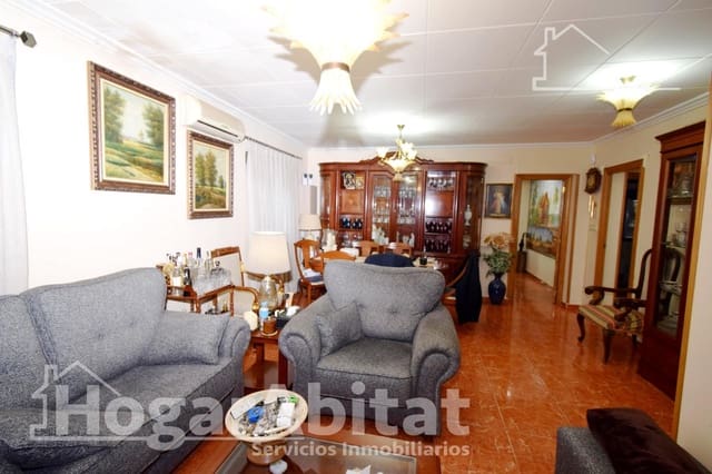 7 sypialnia Willa na sprzedaż w Turís z basenem garażem - 450 000 € (Ref: 9625754)