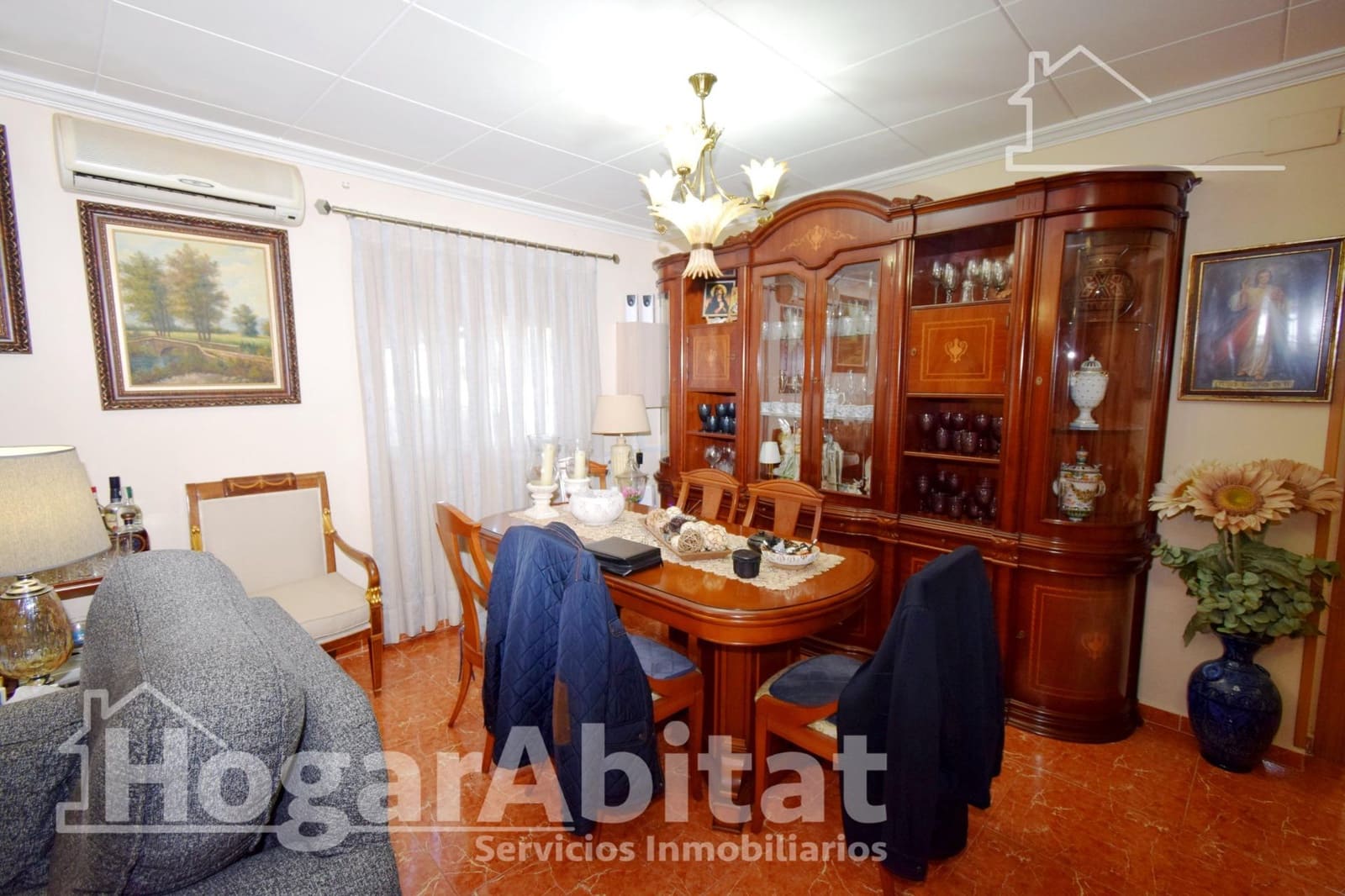 7 soverom Villa til salgs i Turis med svømmebasseng garasje - € 450 000 (Ref: 9625754)