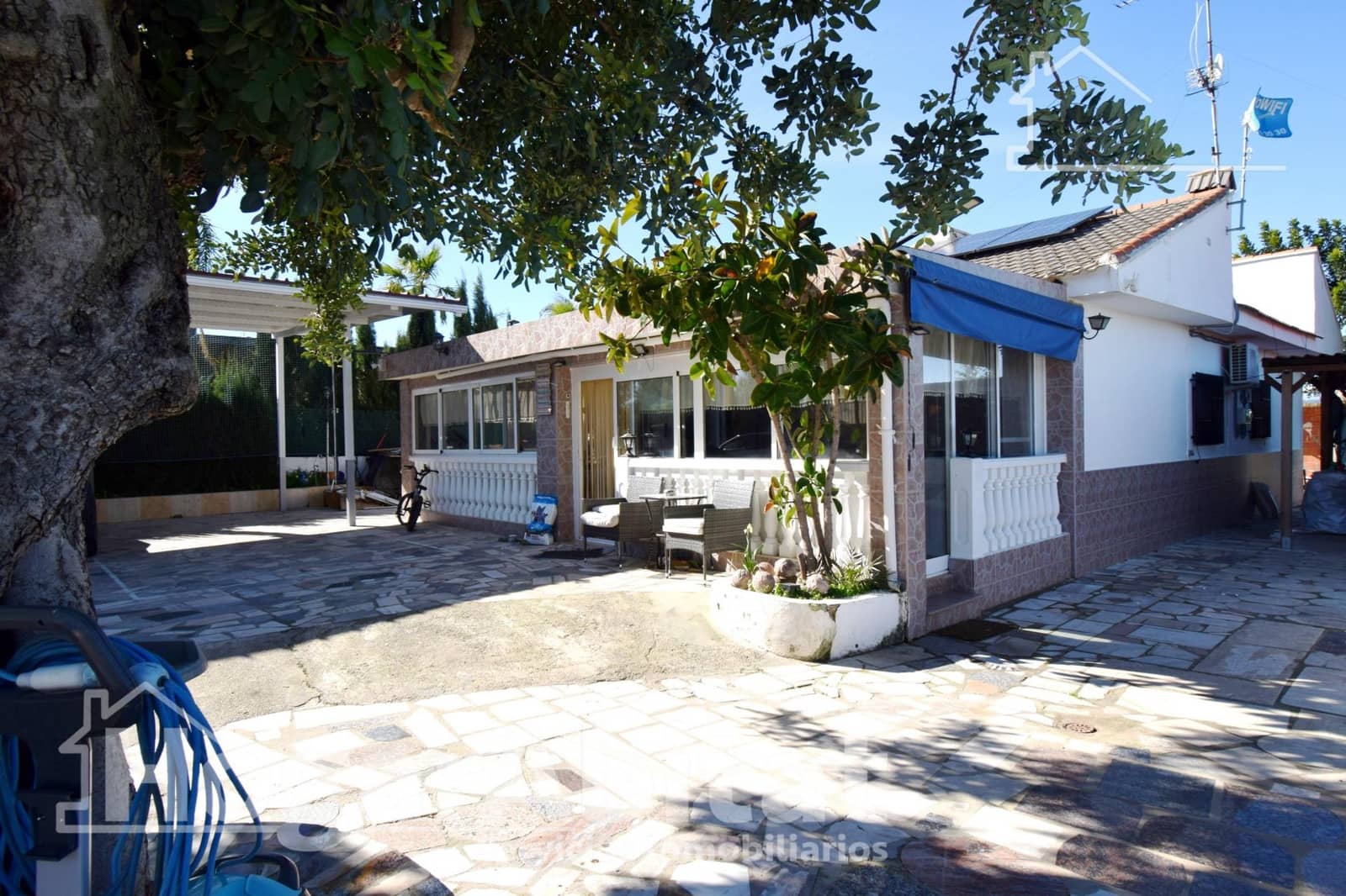 7 soverom Villa til salgs i Turis med svømmebasseng garasje - € 450 000 (Ref: 9625754)