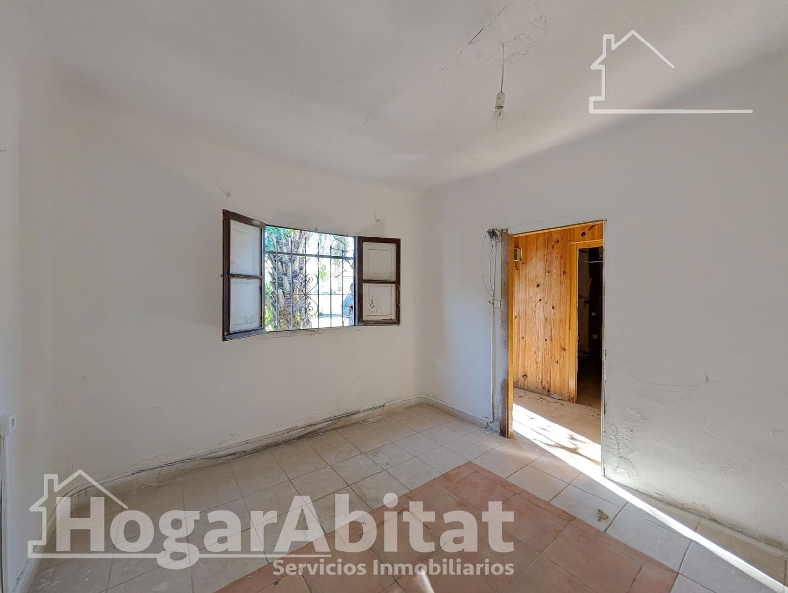 4 soverom Rekkehus til salgs i Alicante by - € 148 000 (Ref: 9625757)