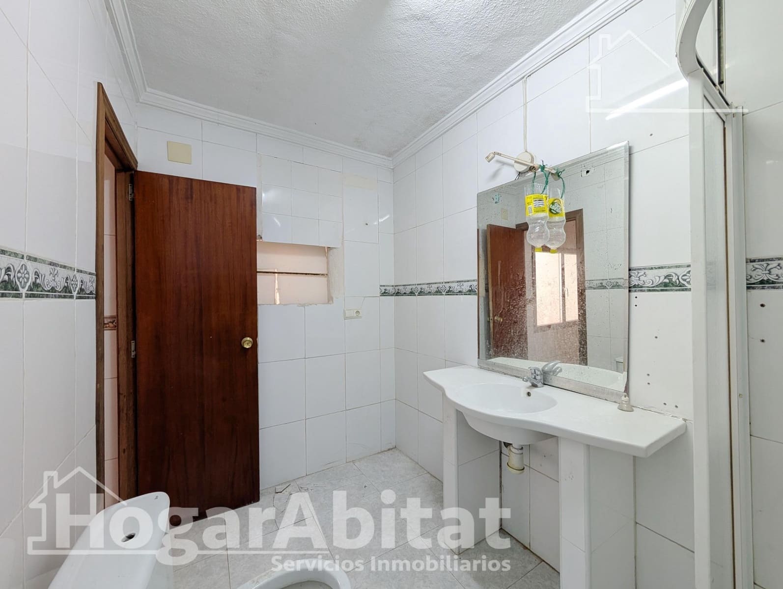 4 soverom Rekkehus til salgs i Alicante by - € 148 000 (Ref: 9625757)