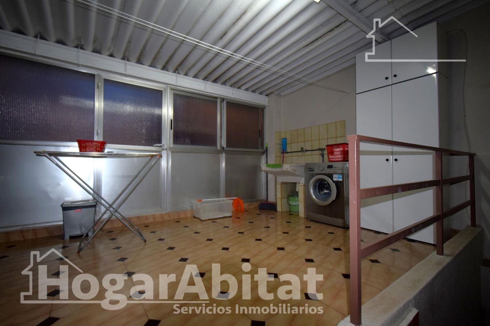 4 soveværelse Byhus til salg i Paterna med garage - € 350.000 (Ref: 9625761)