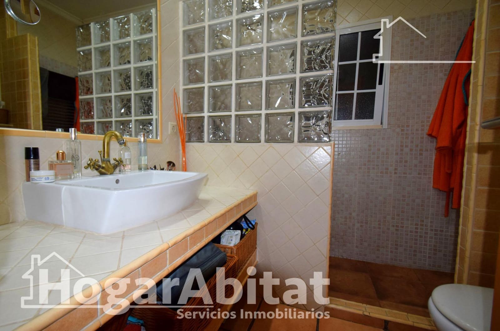 4 soveværelse Byhus til salg i Paterna med garage - € 350.000 (Ref: 9625761)