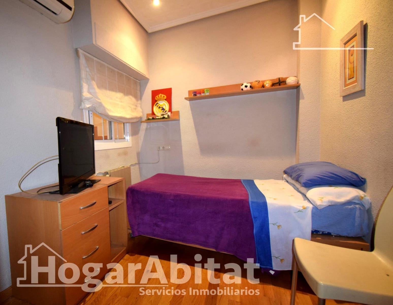 4 soveværelse Byhus til salg i Paterna med garage - € 350.000 (Ref: 9625761)