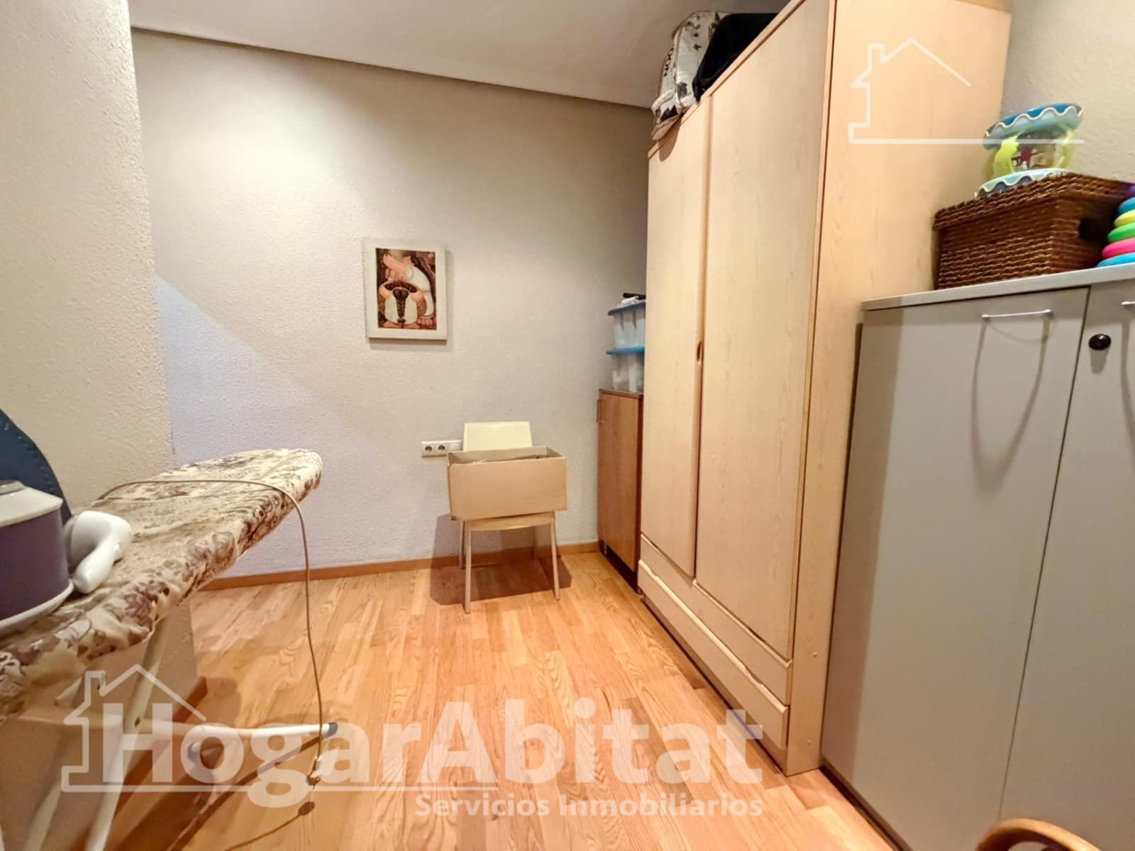4 bedroom Townhouse for sale in Paterna with garage - € 350,000 (Ref: 9625761)