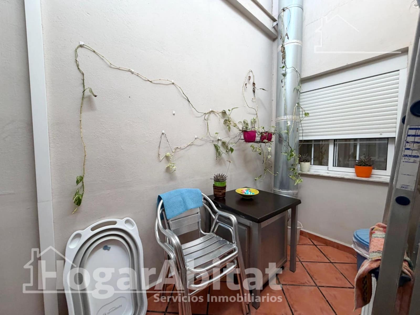 4 bedroom Townhouse for sale in Paterna with garage - € 350,000 (Ref: 9625761)