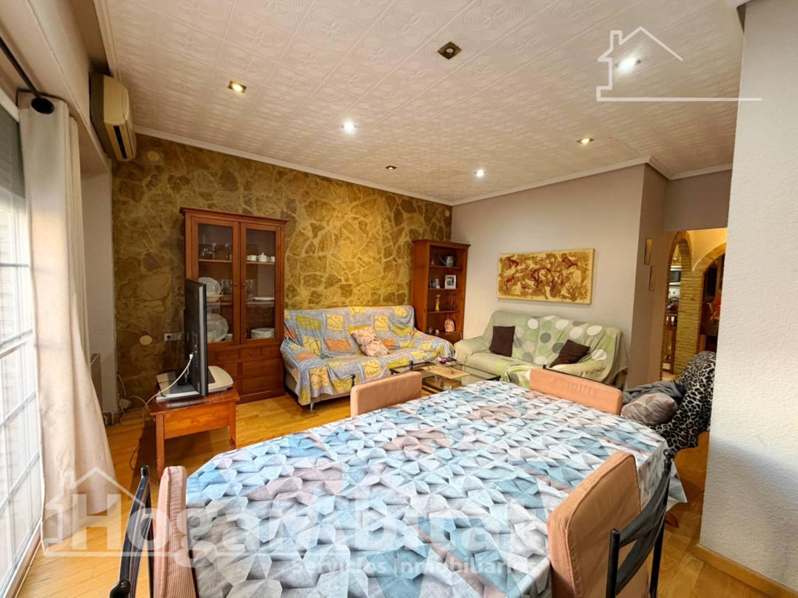 4 bedroom Townhouse for sale in Paterna with garage - € 350,000 (Ref: 9625761)