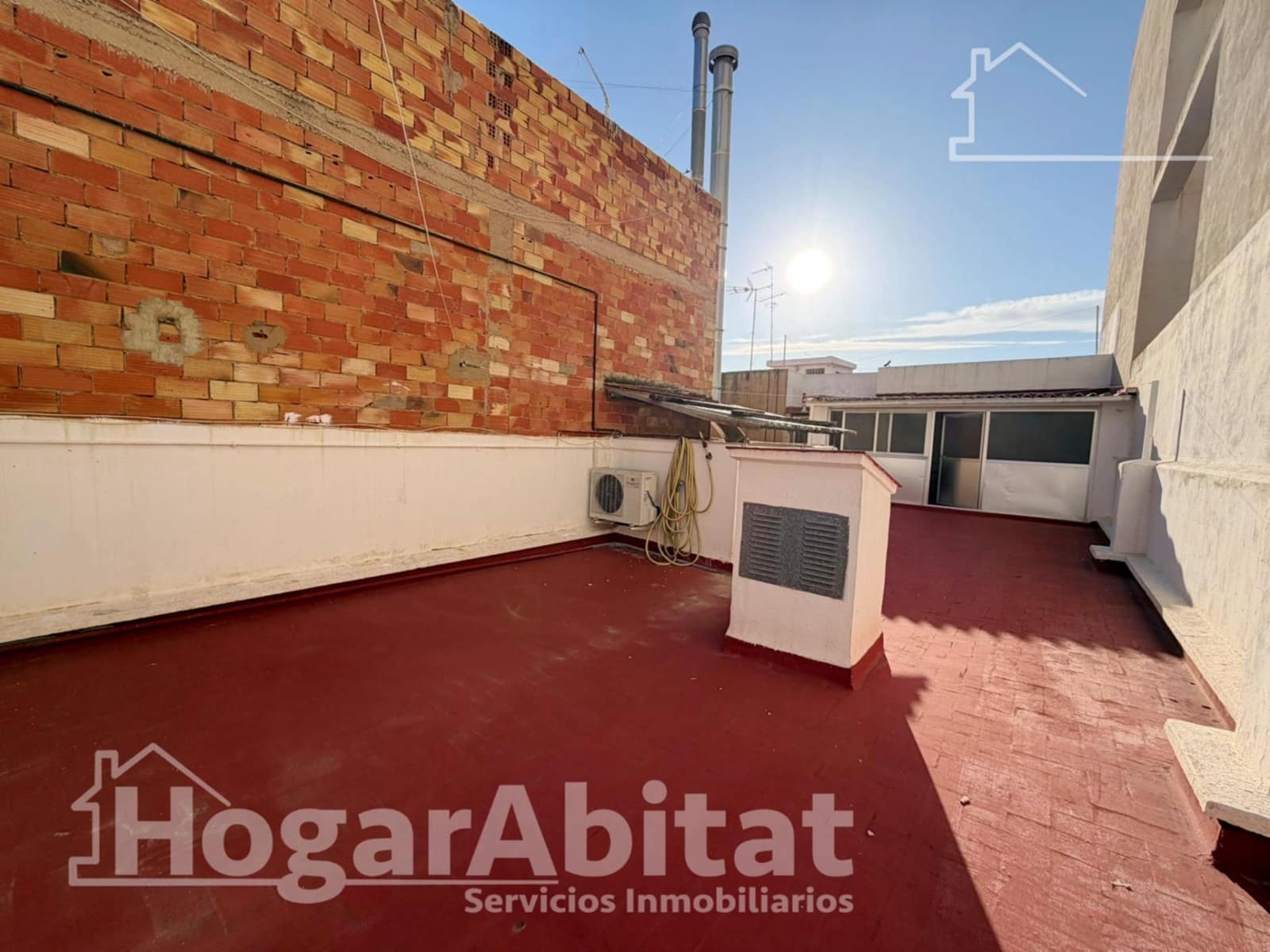 4 bedroom Townhouse for sale in Paterna with garage - € 350,000 (Ref: 9625761)