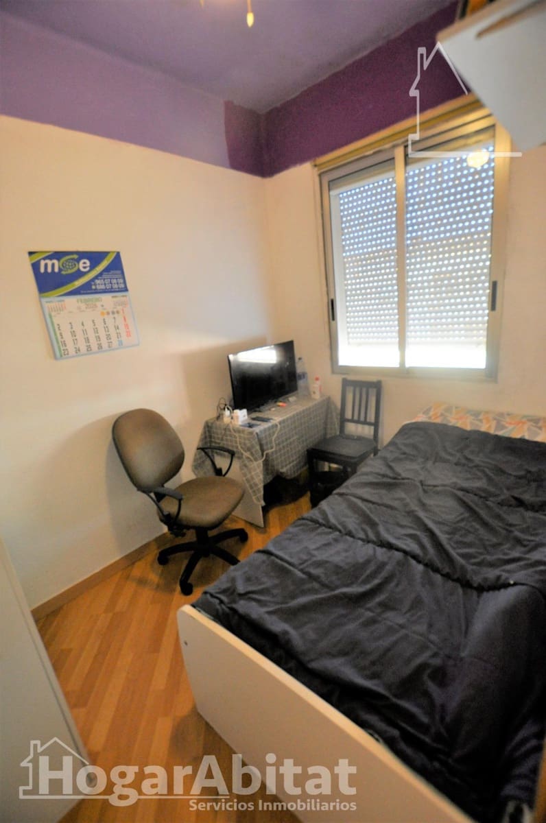 Piso de 2 habitaciones en València ciudad en venta - 174.000 € (Ref: 9627612)