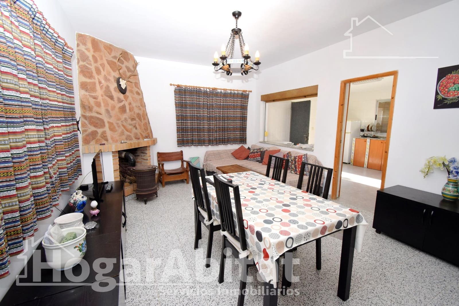 4 soverom Villa til salgs i Chiva med svømmebasseng garasje - € 268 000 (Ref: 9630042)