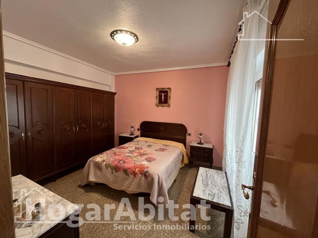 4 bedroom Flat for sale in Sagunto / Sagunt - € 180,000 (Ref: 9630045)