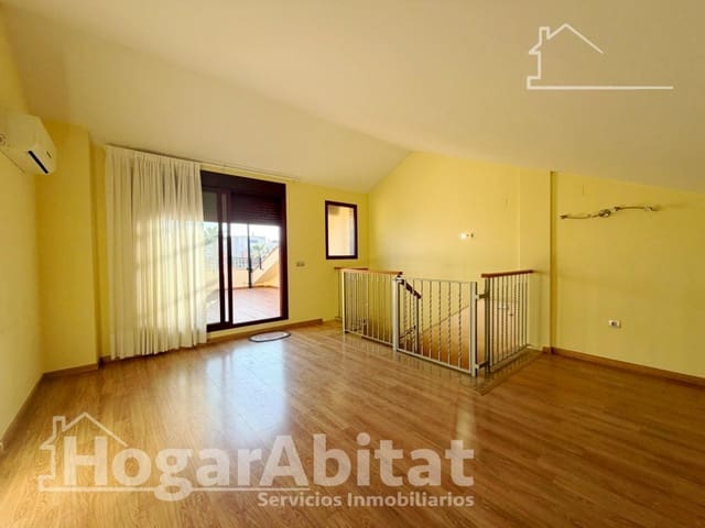 4 slaapkamer Rijtjeshuis te koop in Sagunto / Sagunt met garage - € 350.000 (Ref: 9630046)