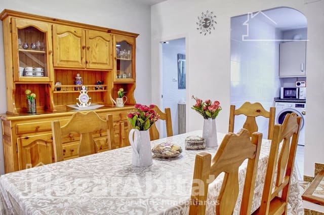Adosado de 5 habitaciones en Sueca en venta con piscina garaje - 280.000 € (Ref: 9630051)