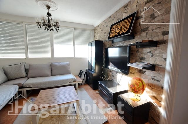 3 bedroom Flat for sale in Alicante / Alacant city - € 129,000 (Ref: 9630057)