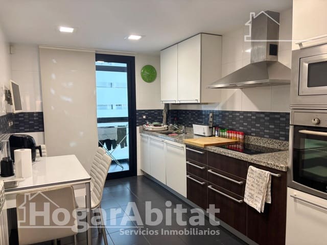 3 sovrum Lägenhet till salu i Castelló de la Plana med garage - 340 000 € (Ref: 9630060)