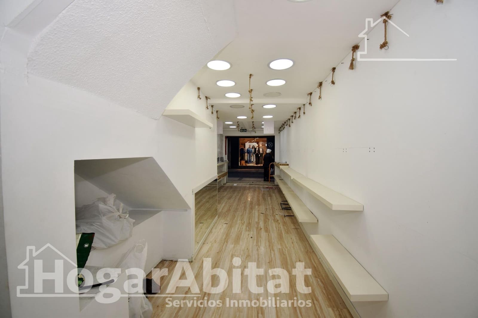 Dom na sprzedaż w Castello de la Plana - 120 000 € (Ref: 9630065)