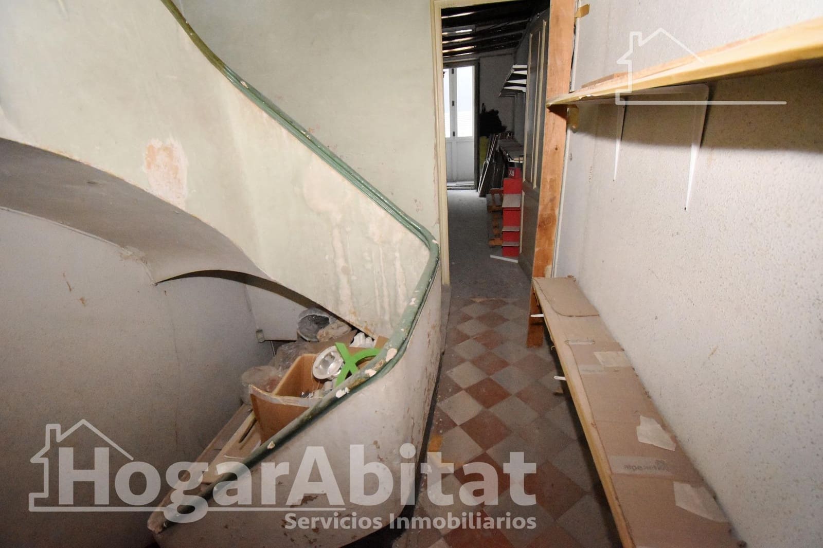 Dom na sprzedaż w Castello de la Plana - 120 000 € (Ref: 9630065)