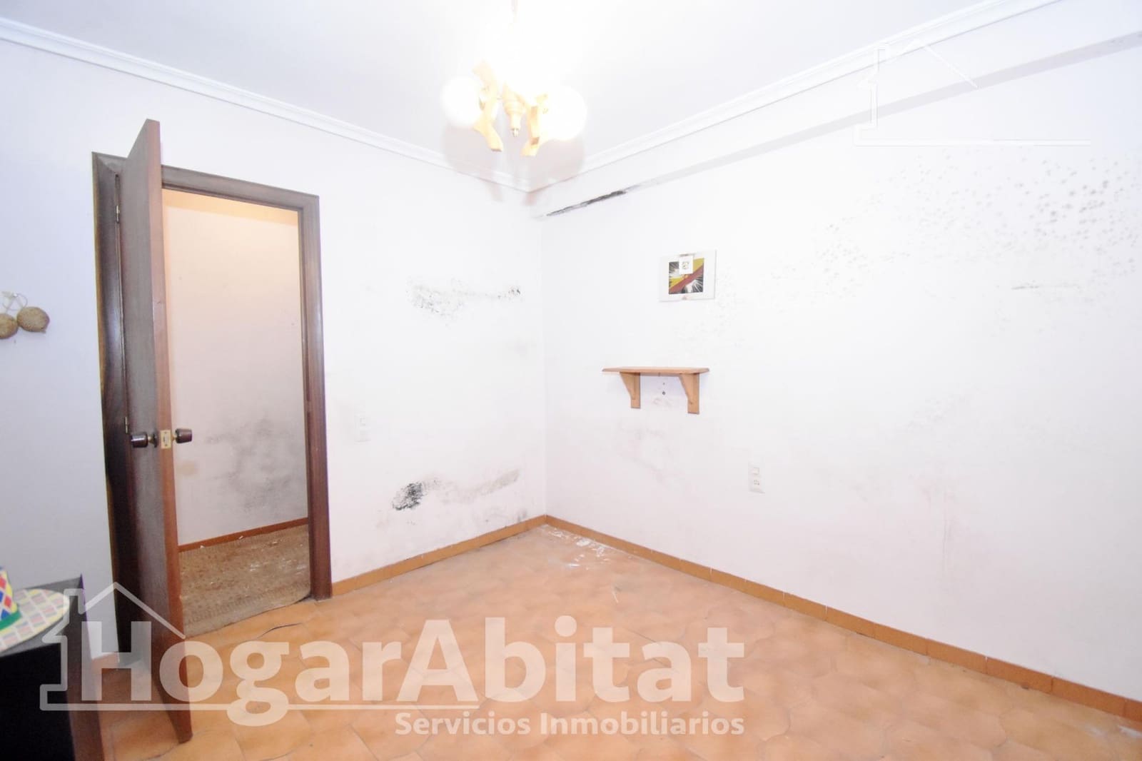 4 bedroom Townhouse for sale in Almassora / Almazora with garage - € 110,000 (Ref: 9630070)