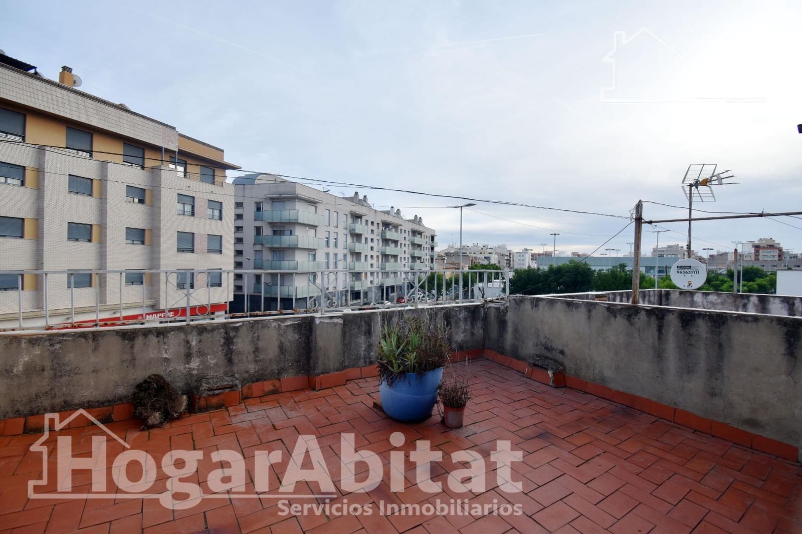 4 bedroom Townhouse for sale in Almassora / Almazora with garage - € 110,000 (Ref: 9630070)