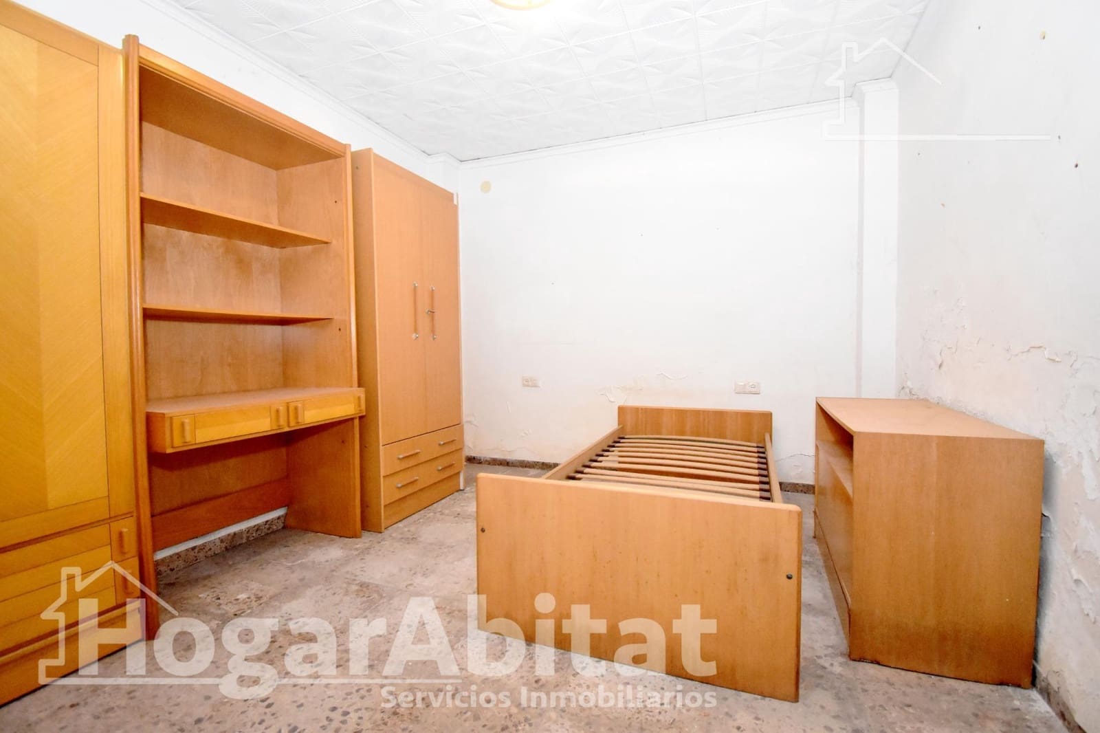 4 bedroom Townhouse for sale in Almassora / Almazora with garage - € 110,000 (Ref: 9630070)