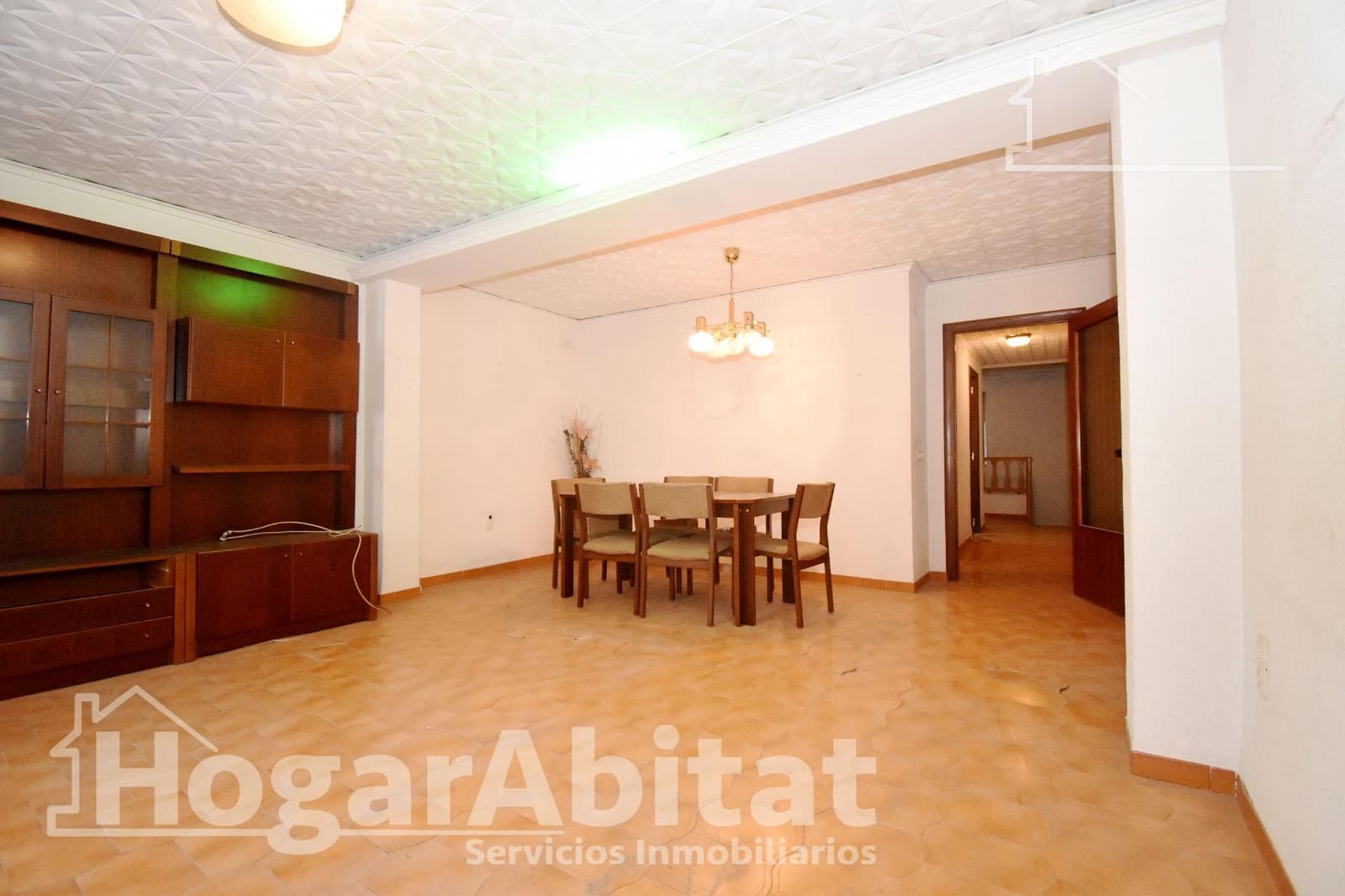 4 bedroom Townhouse for sale in Almassora / Almazora with garage - € 110,000 (Ref: 9630070)